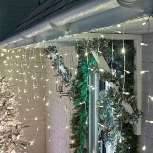 Blitzen Snowing Icicle Lights - 360 LEDs - Warm White - 8.8m