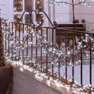 Blitzen Cluster Lights - 720 LEDs - Cool White - 10.4m