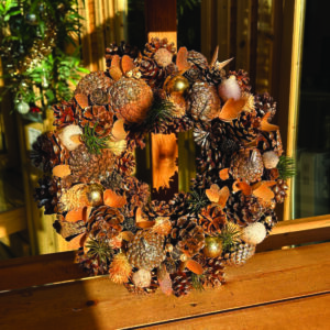 Osbourne Gold Pinecone Christmas Wreath - 34cm
