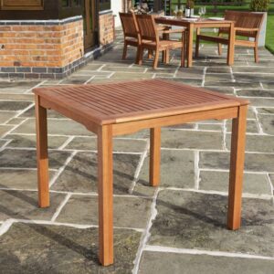 Willington Square Table